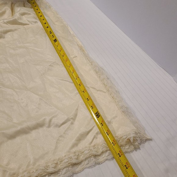 Small-Vintage Mel lin half slip Skirt-Double Slit Lace-Ivory/Champagne-Pull on - Picture 8 of 8